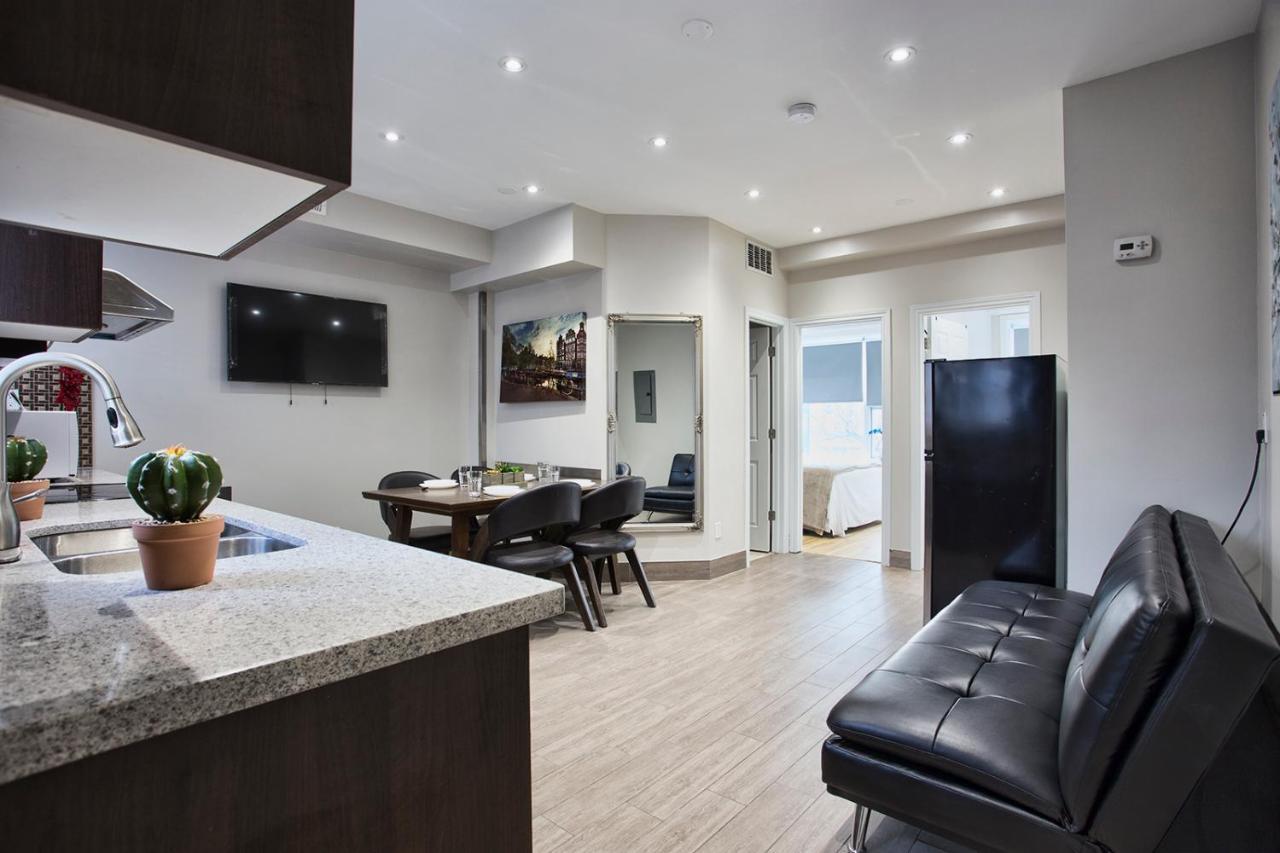 Toronto Rooms And Suites Buitenkant foto