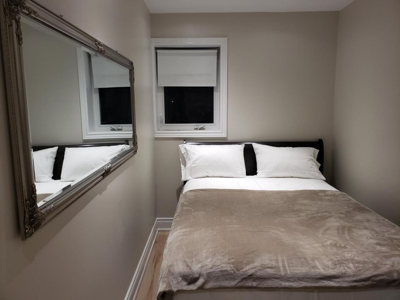 Toronto Rooms And Suites Buitenkant foto